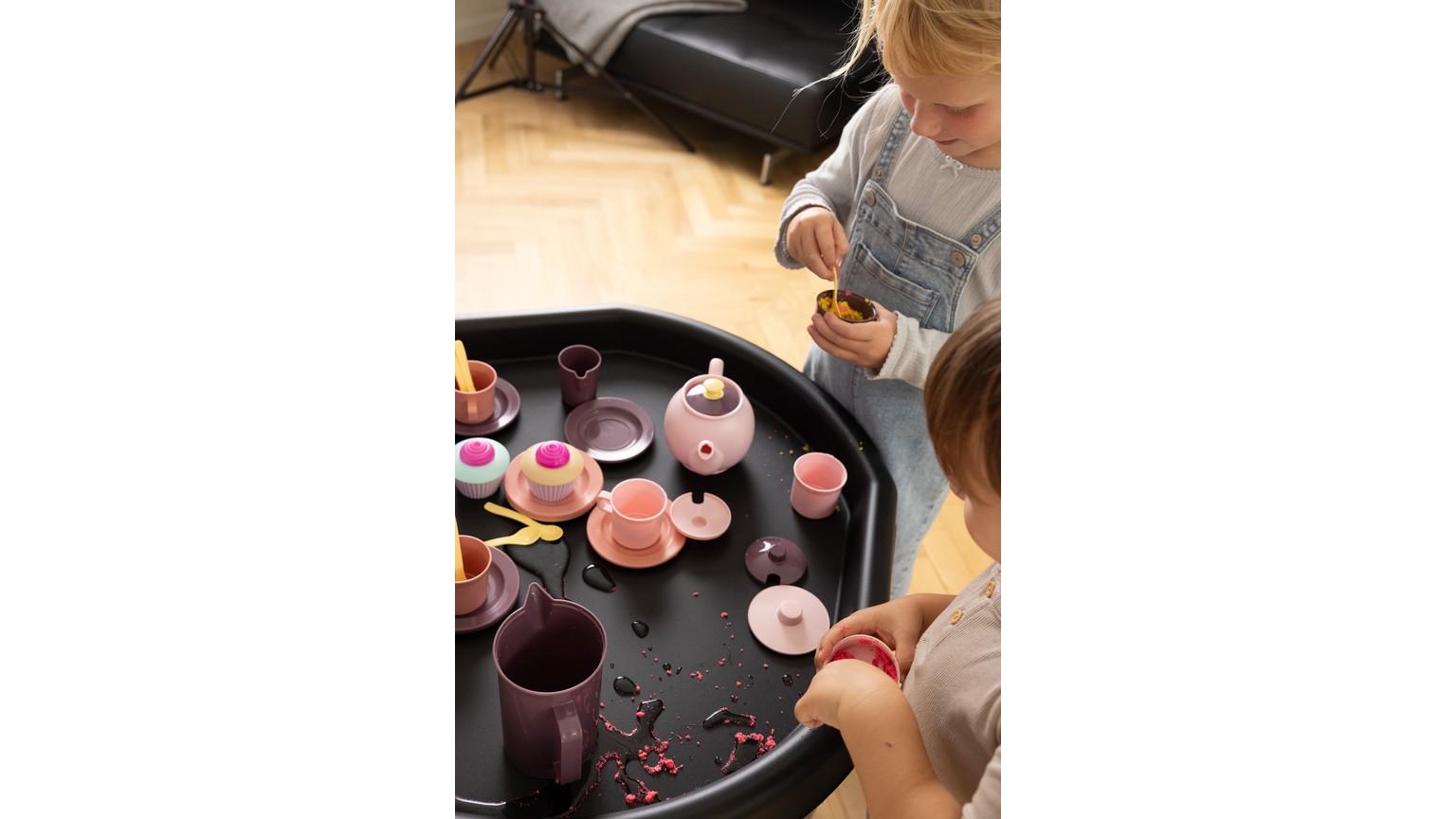 Hexacle® Tuff Tisch Schwarz 92 Cm Mit Rahmen Groß